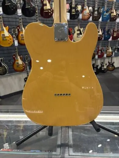 Fender - 014-5222-550 2
